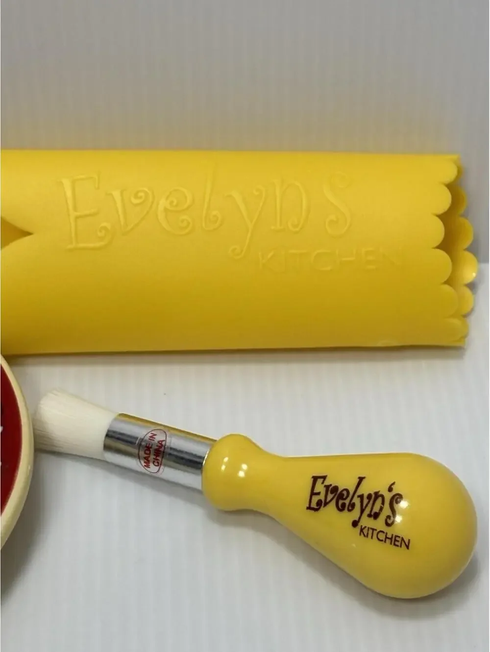 N/A new evelyn